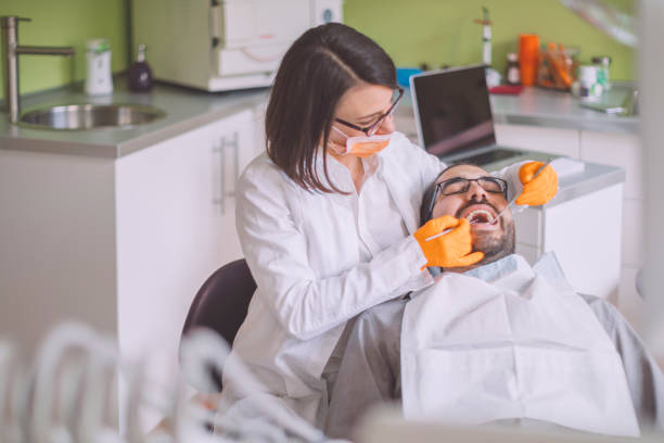 Best Emergency Tooth Extraction in Santa Ana, CA